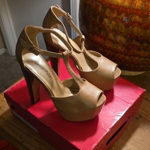 Dream Pairs Women's Brown Peep Toe Heels